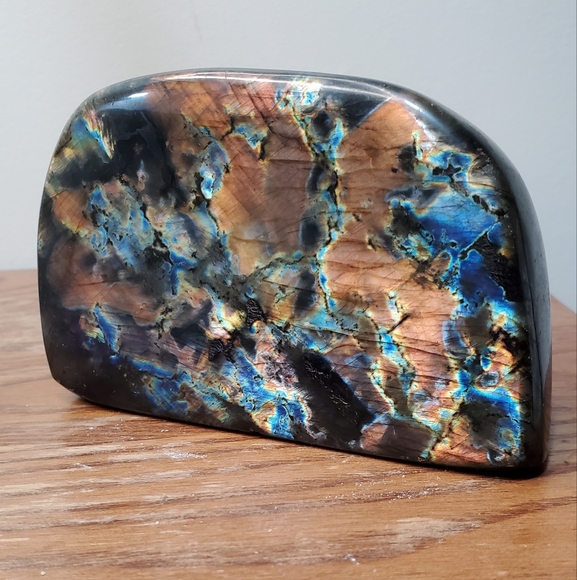 Labradorite Crystal Freeform 1.59 pounds - Picture 4 of 16